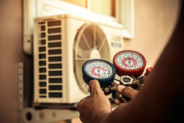 Professional Hvac technician working in Hunker, PA